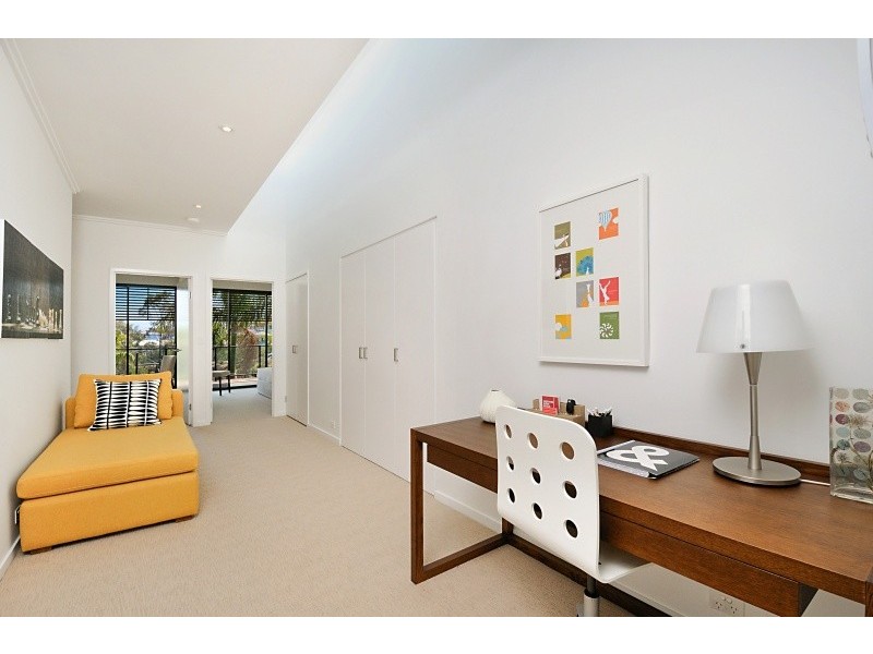 Varsity Lakes QLD 4227