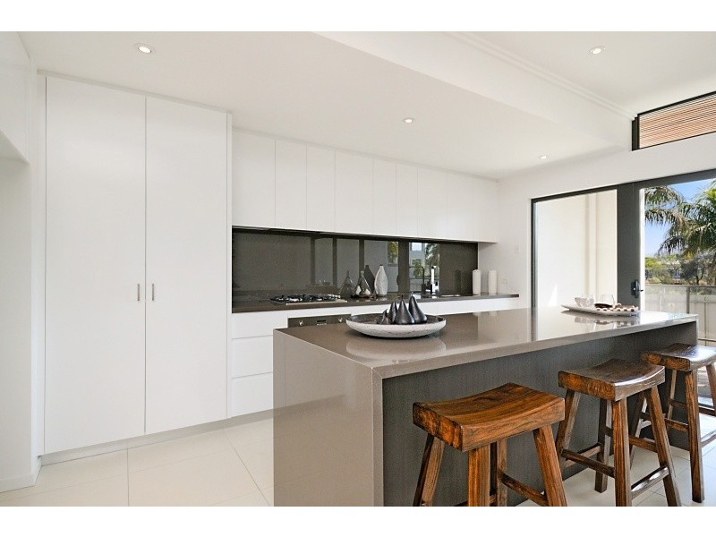 Varsity Lakes QLD 4227