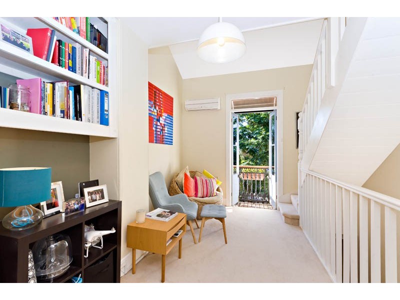 18 Whitehorse Street, Newtown NSW 2042