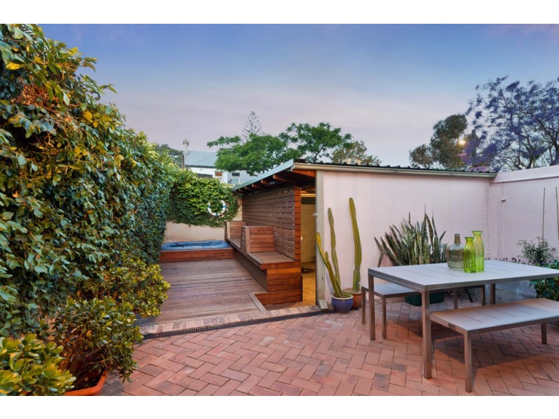 14 Metropolitan Road, Enmore NSW 2042