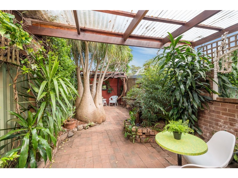 16 Hordern Street, Newtown NSW 2042