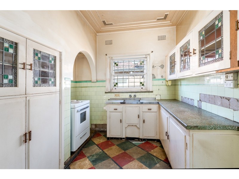 72 Welfare Avenue South, Beverly Hills NSW 2209