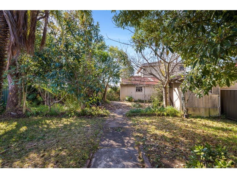 72 Welfare Avenue South, Beverly Hills NSW 2209