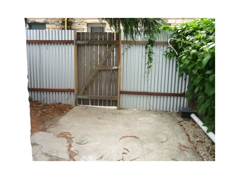 74 Wentworth Park Rd, Glebe NSW 2037