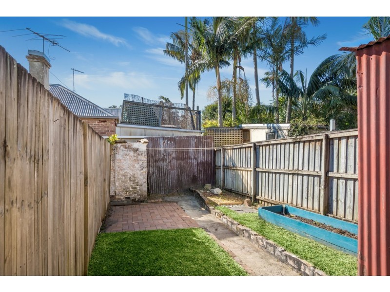 11 Laura Street, Newtown NSW 2042