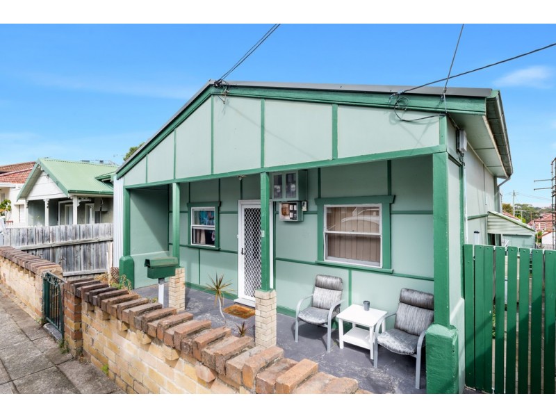 11 Quarry Street, Tempe NSW 2044