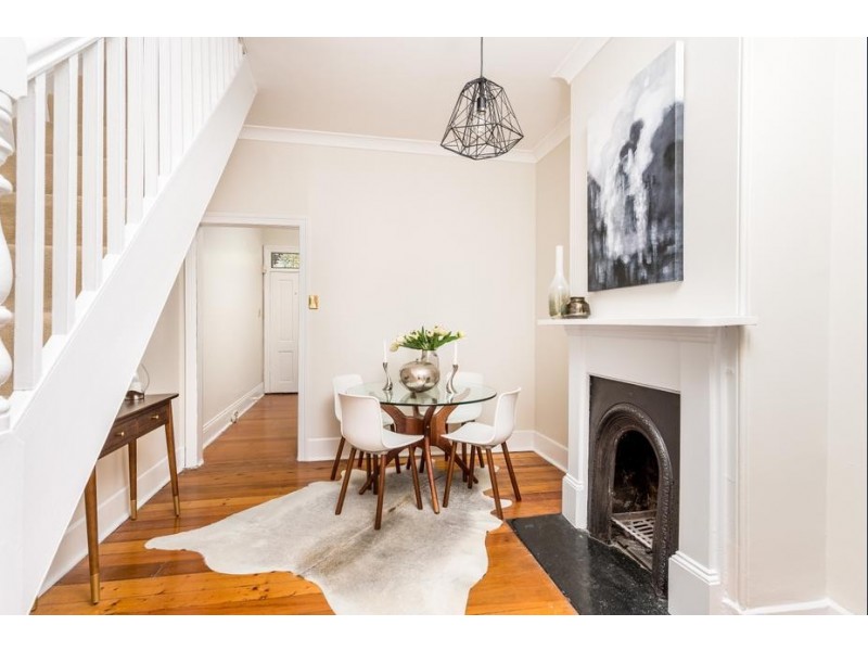 18 Whitehorse Street, Newtown NSW 2042