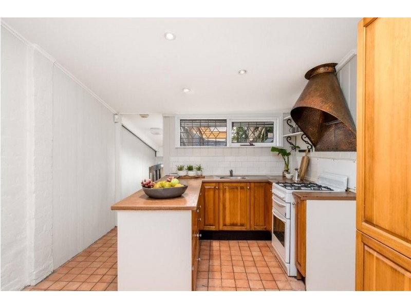 18 Whitehorse Street, Newtown NSW 2042