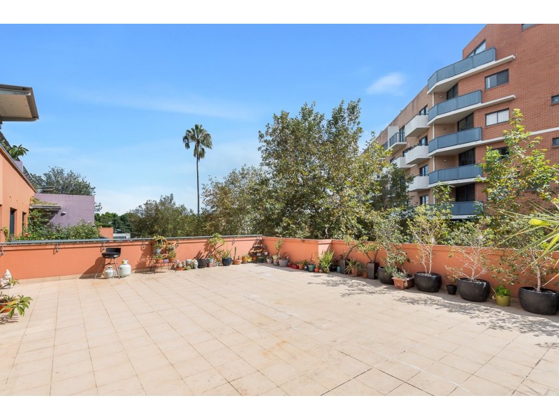 32/20 Fitzgerald Street, Newtown NSW 2042