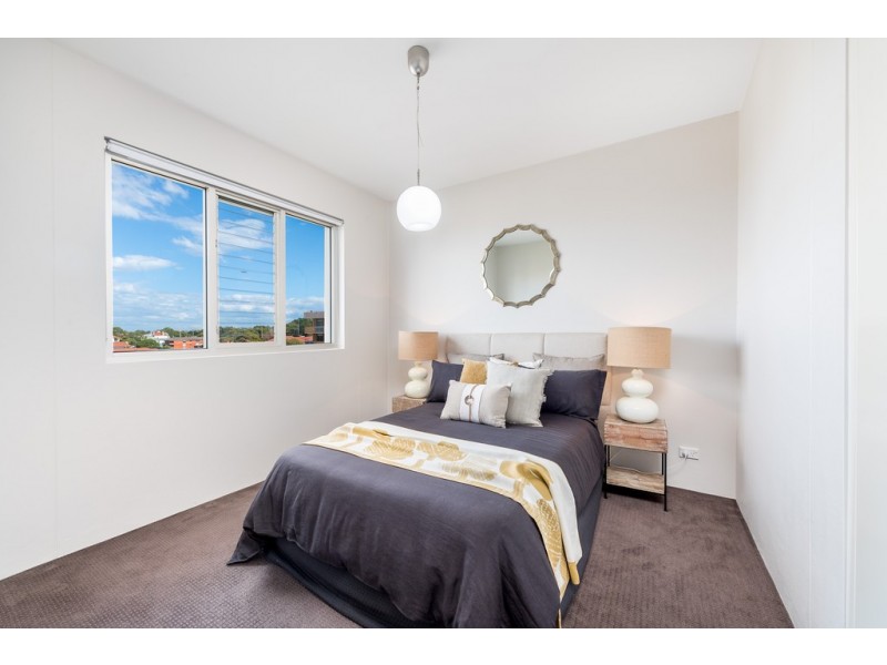 18/64 Penkivil Street, Bondi NSW 2026