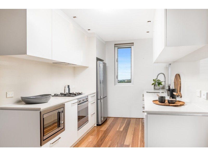 18/64 Penkivil Street, Bondi NSW 2026