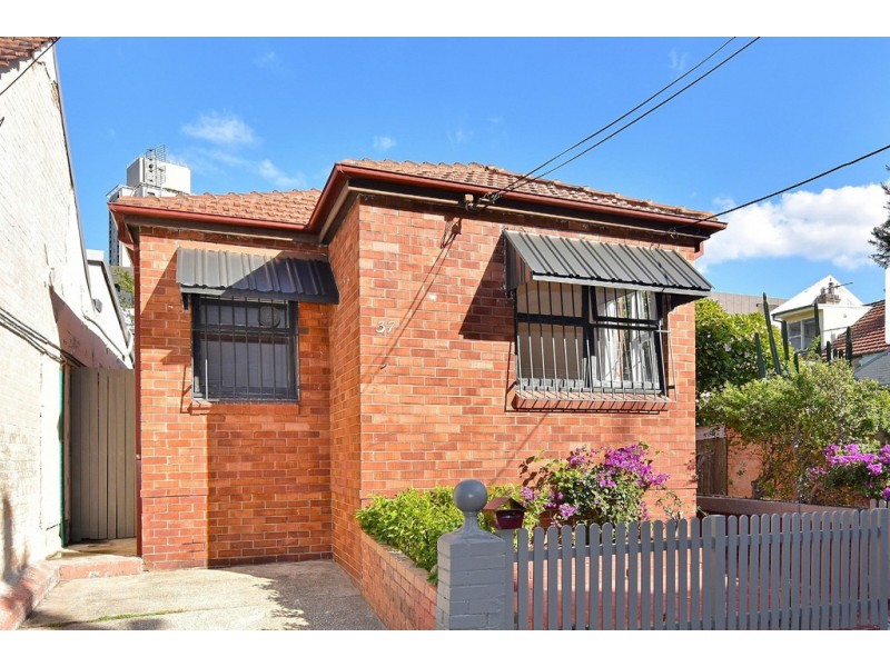 37 Albert Street, Redfern NSW 2016