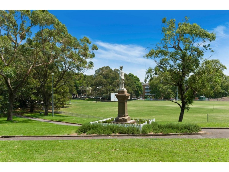 201/144 Mallett Street, Camperdown NSW 2050