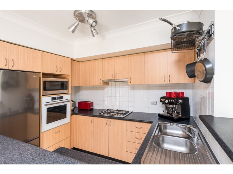 102/6 Applebee Street, St Peters NSW 2044