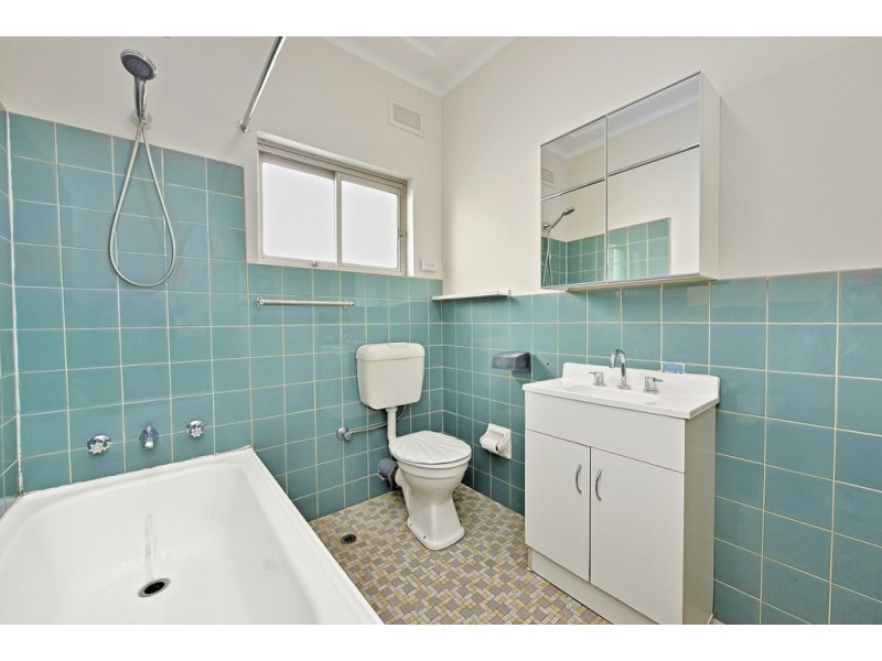 5/6 Kresser Grove, Canterbury NSW 2193