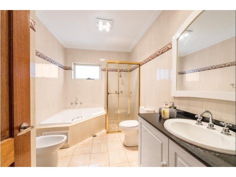 22 Frederick Street, St Peters NSW 2044