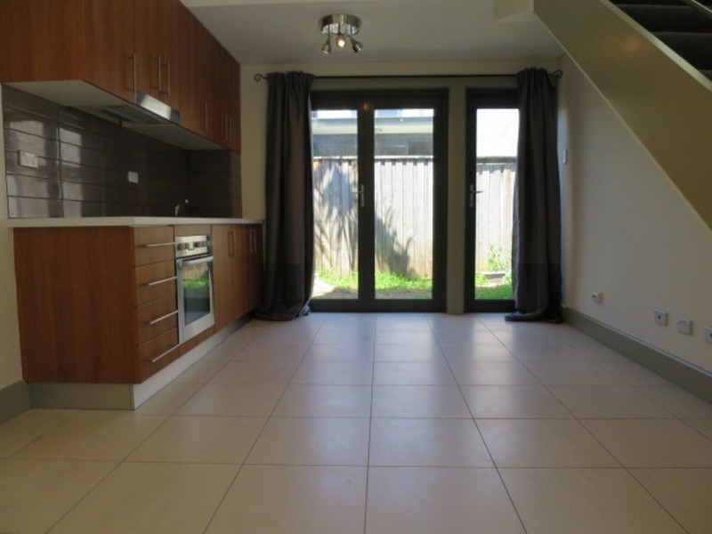 1/81 Kingsclear Rd, Alexandria NSW 2015