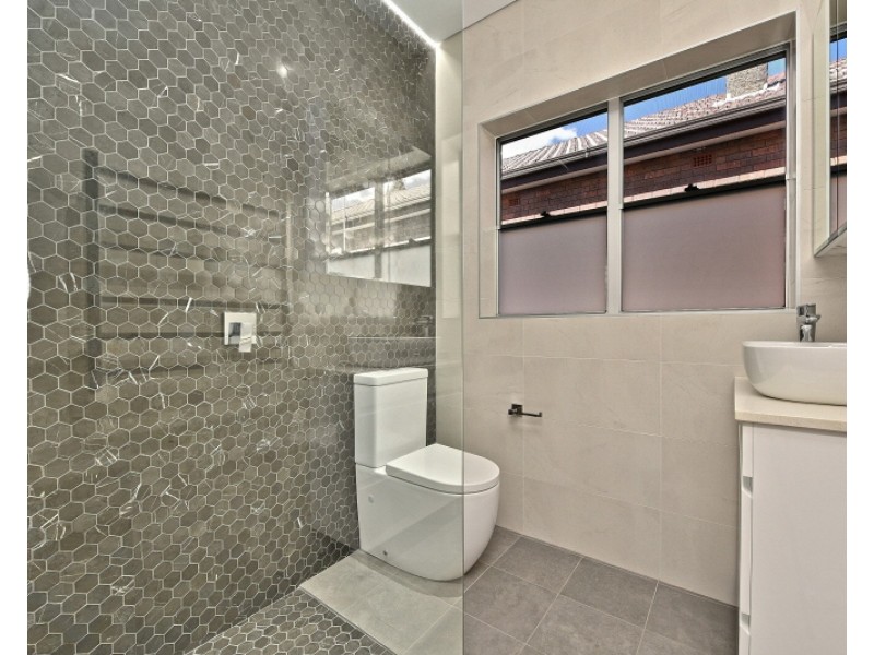 7 Bruce Street, Marrickville NSW 2204