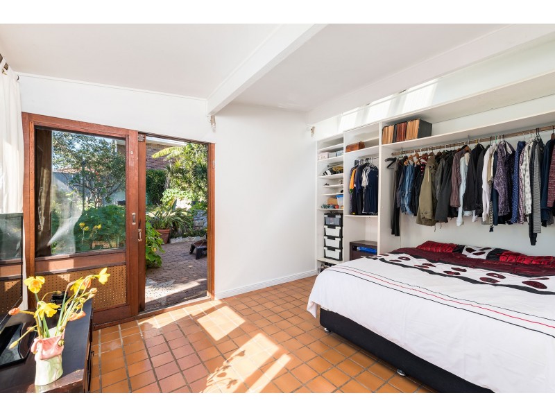 18 Griffiths Street, Tempe NSW 2044