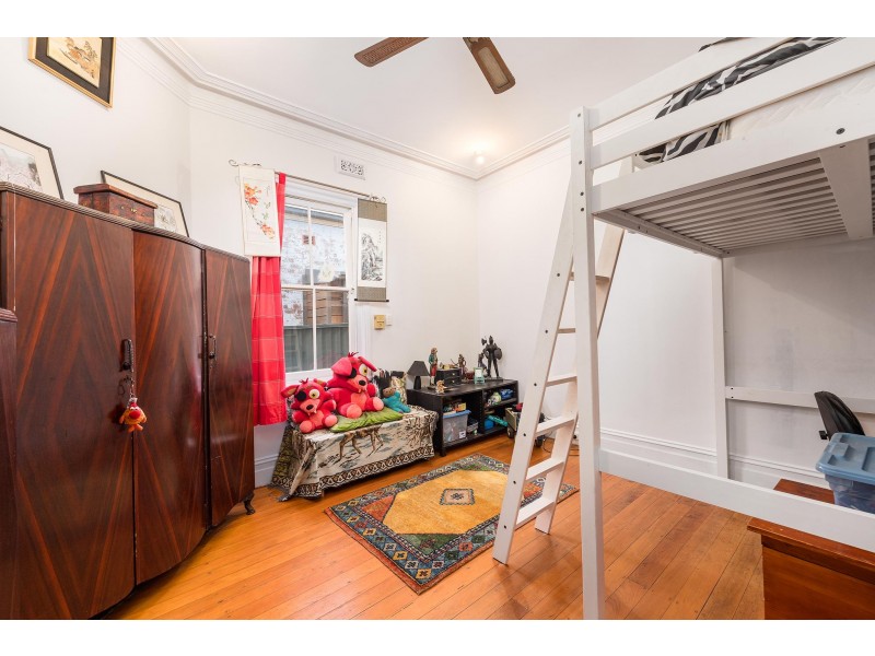 18 Griffiths Street, Tempe NSW 2044