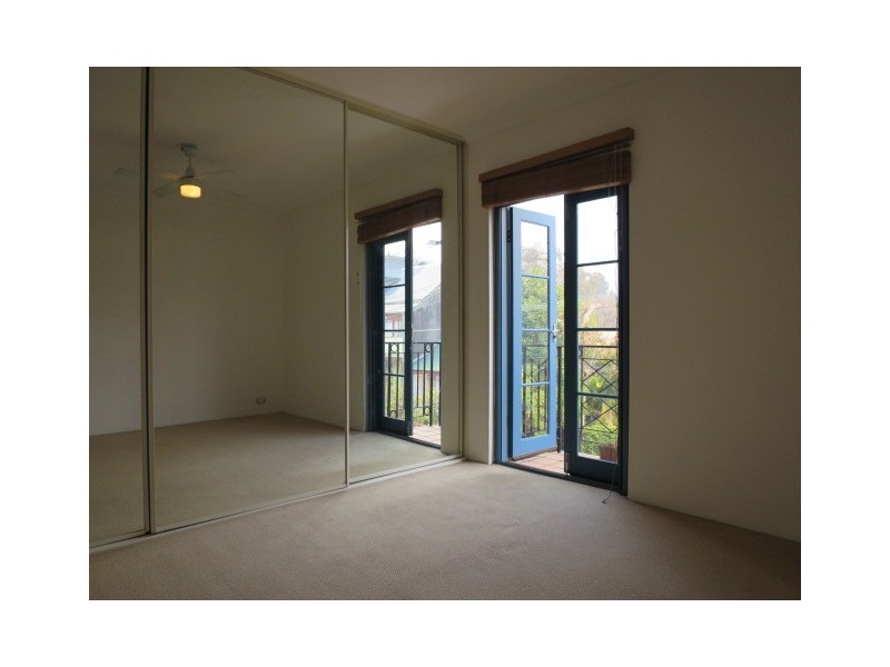 18/168 George Street, Erskineville NSW 2043