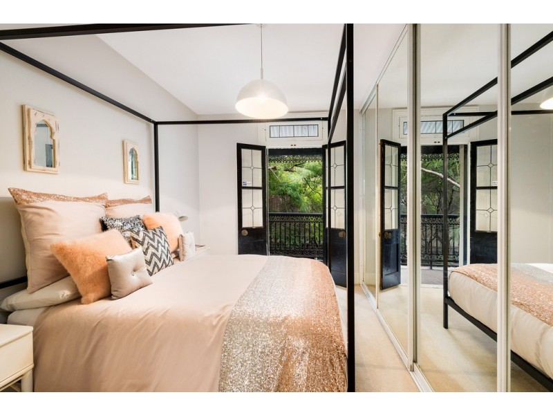 18 Whitehorse Street, Newtown NSW 2042