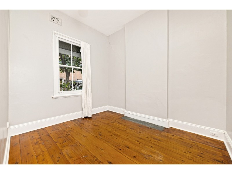 48 Hutchinson Street, St Peters NSW 2044