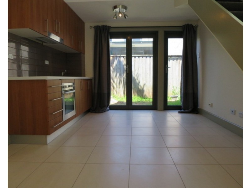 1/81 Kingsclear Rd, Alexandria NSW 2015