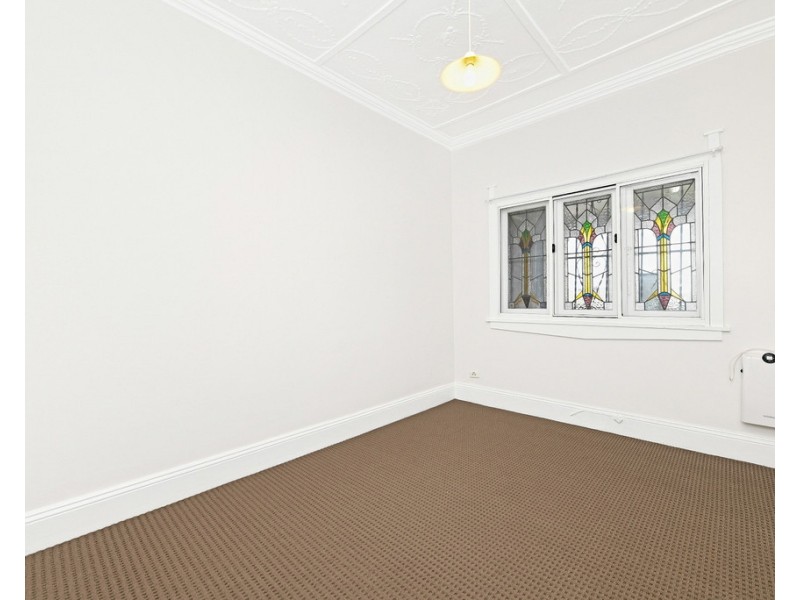 33 Campbell St, St Peters NSW 2044