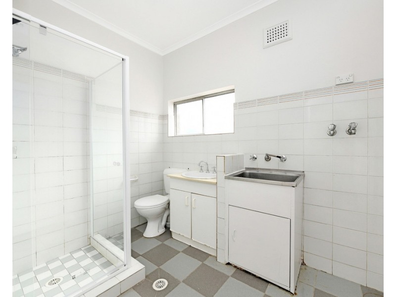 33 Campbell St, St Peters NSW 2044