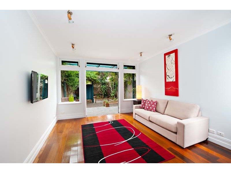 19 Newington Road, Marrickville NSW 2204