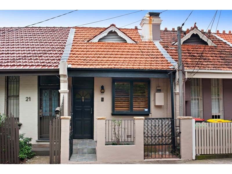 19 Newington Road, Marrickville NSW 2204