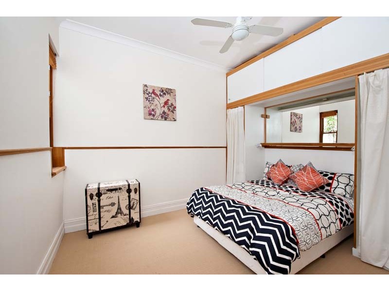 19 Newington Road, Marrickville NSW 2204