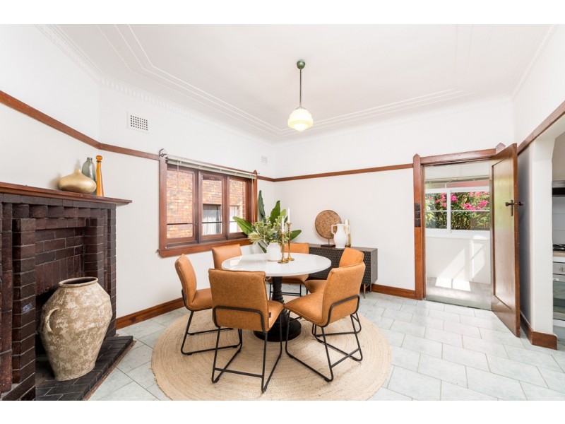 33 Wolli Avenue, Earlwood NSW 2206