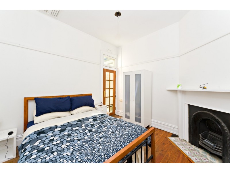 44 Yelverton Street, St Peters NSW 2044