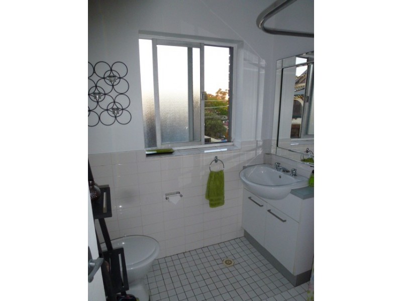 16/140 Lennox St, Newtown NSW 2042