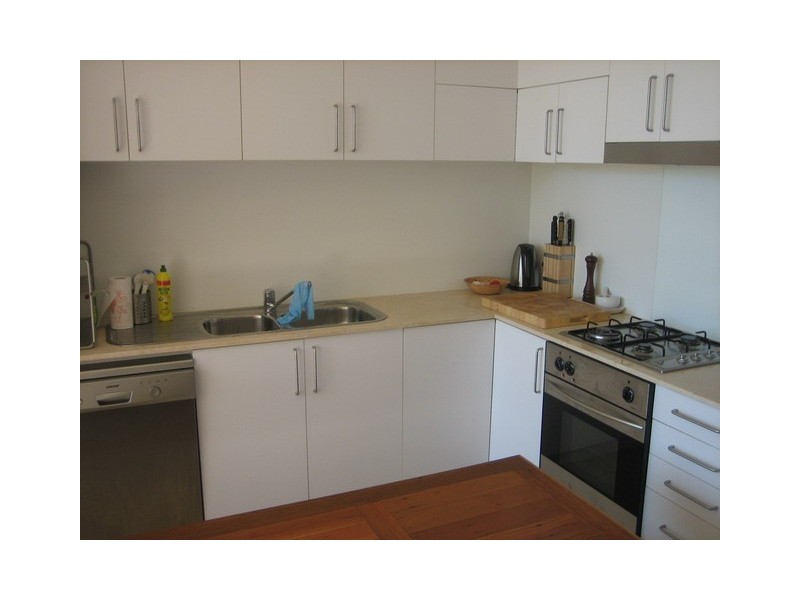 205W/138 Carillon Ave, Newtown NSW 2042