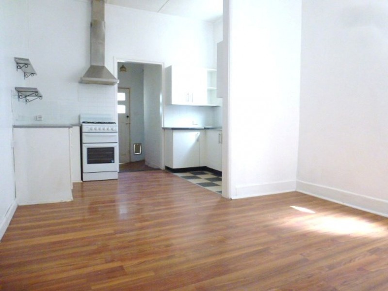 137 Edgeware Rd, Enmore NSW 2042