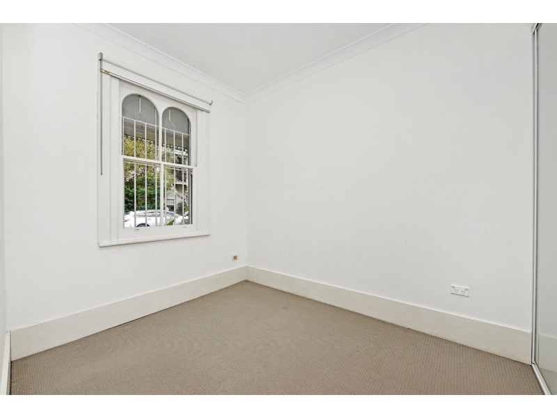 42 Kingsclear Rd, Alexandria NSW 2015