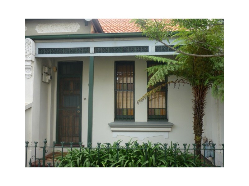 87 Albermarle Street, Newtown NSW 2042