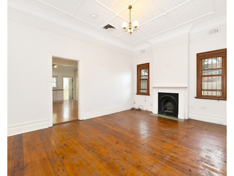 28 Grove Street, St Peters NSW 2044