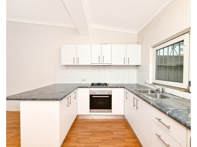 28 Grove Street, St Peters NSW 2044