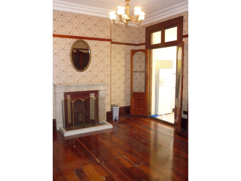 3/5 Warren Ball Ave, Newtown NSW 2042