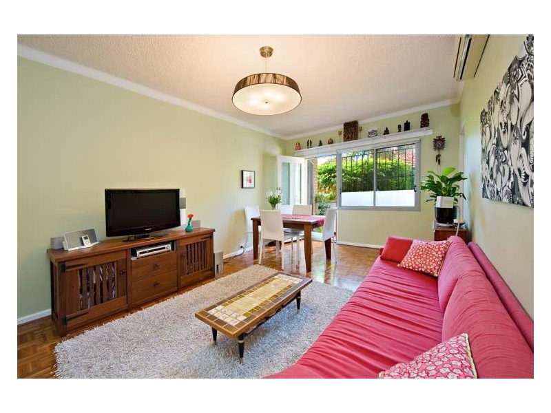 2/23 Wemyss Street, Enmore NSW 2042