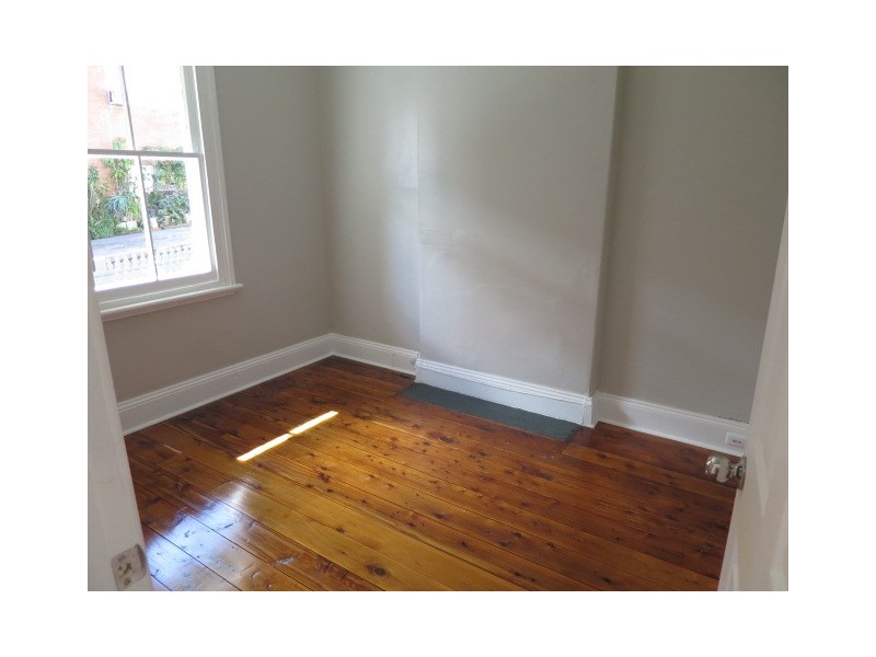 48 Hutchinson Street, St Peters NSW 2044