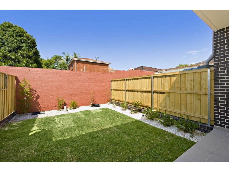 176c Unwins Bridge Road, St Peters NSW 2044