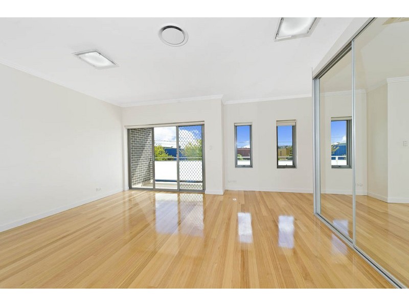 176A Unwins Bridge Road, St Peters NSW 2044