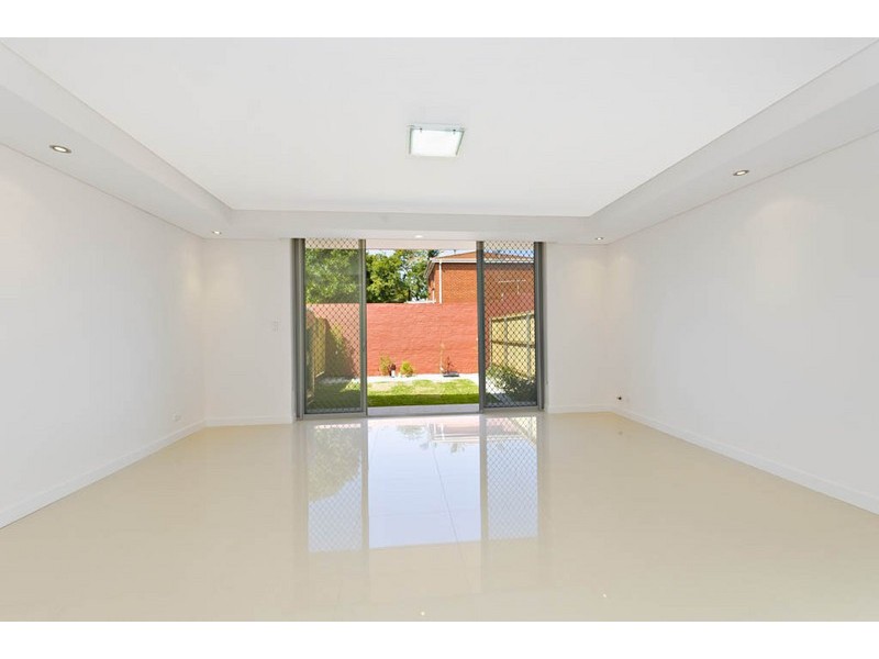 176A Unwins Bridge Road, St Peters NSW 2044