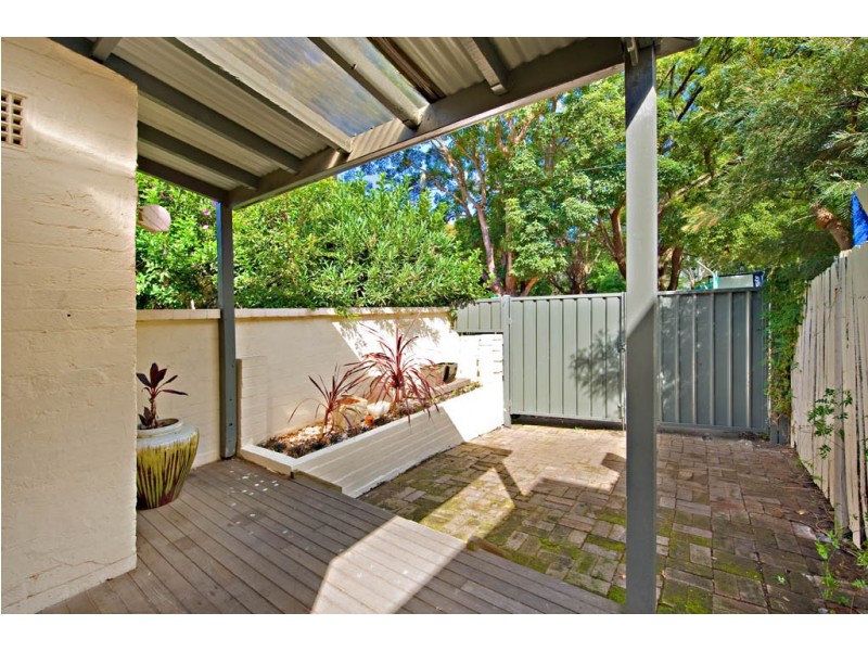 33 Gibbes Street, Newtown NSW 2042