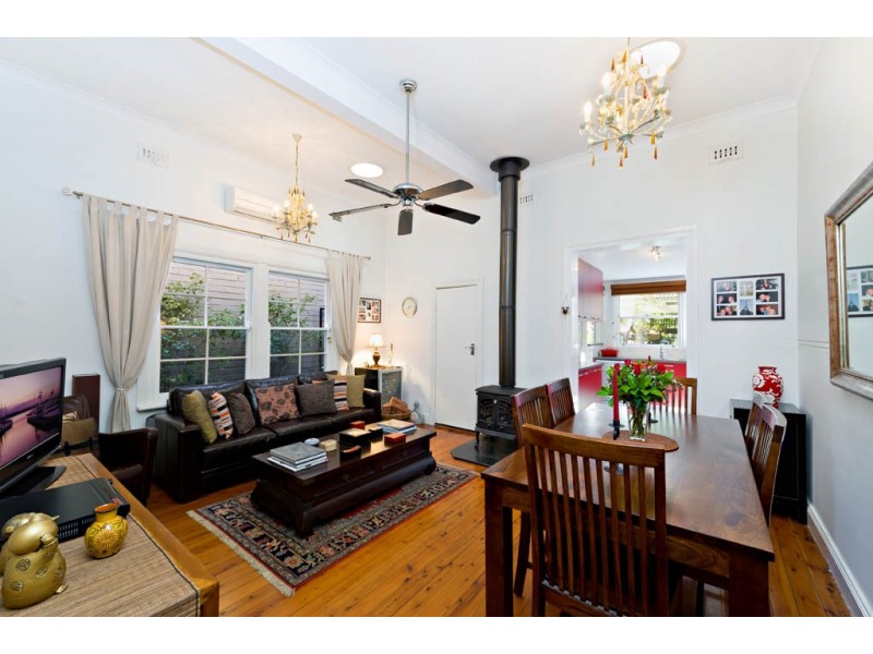 11 Grove Street, St Peters NSW 2044